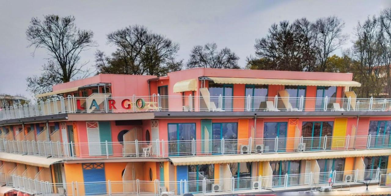 Hotel Largo Beach 阳光海滩 外观 照片