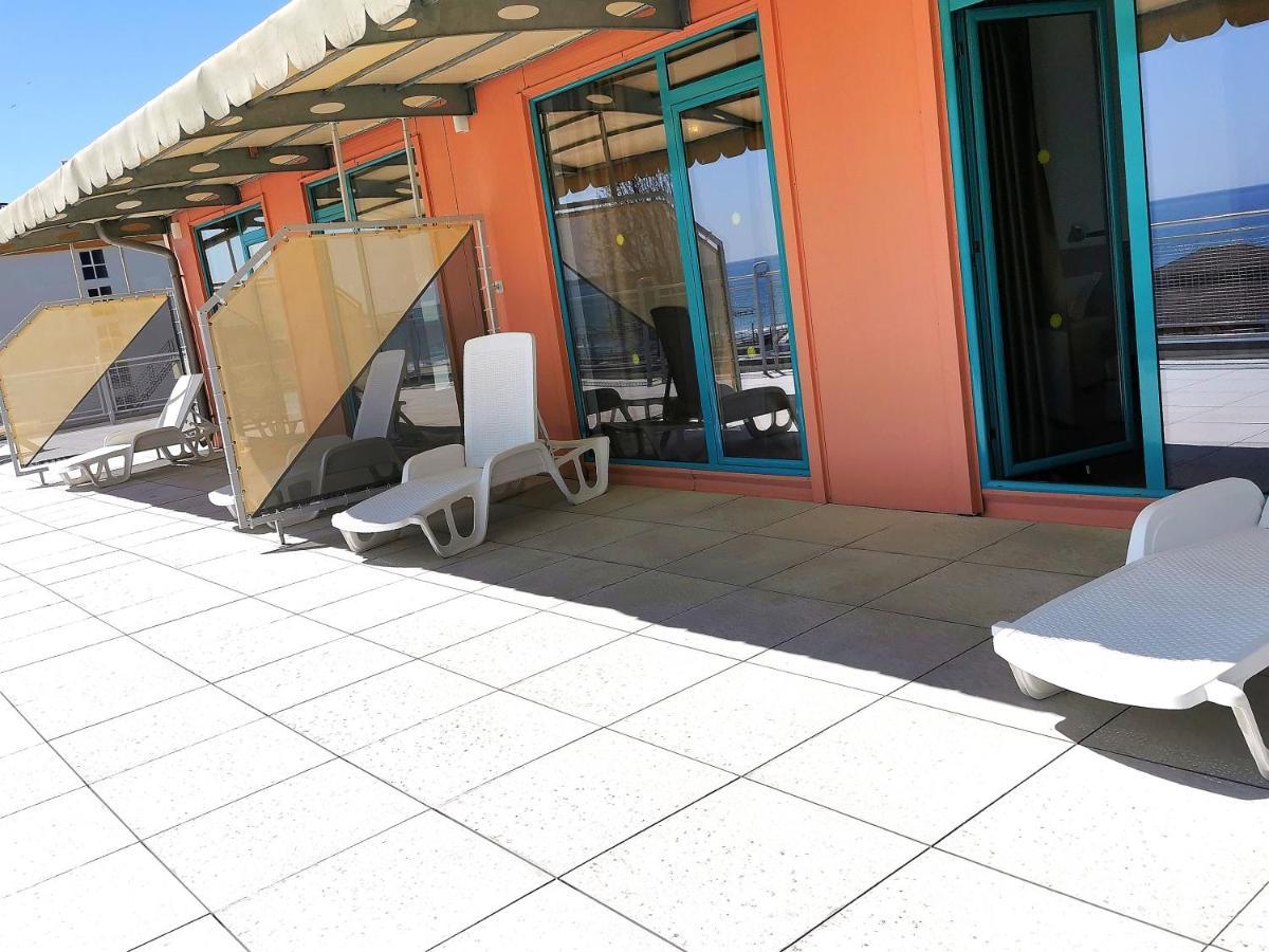 Hotel Largo Beach 阳光海滩 外观 照片